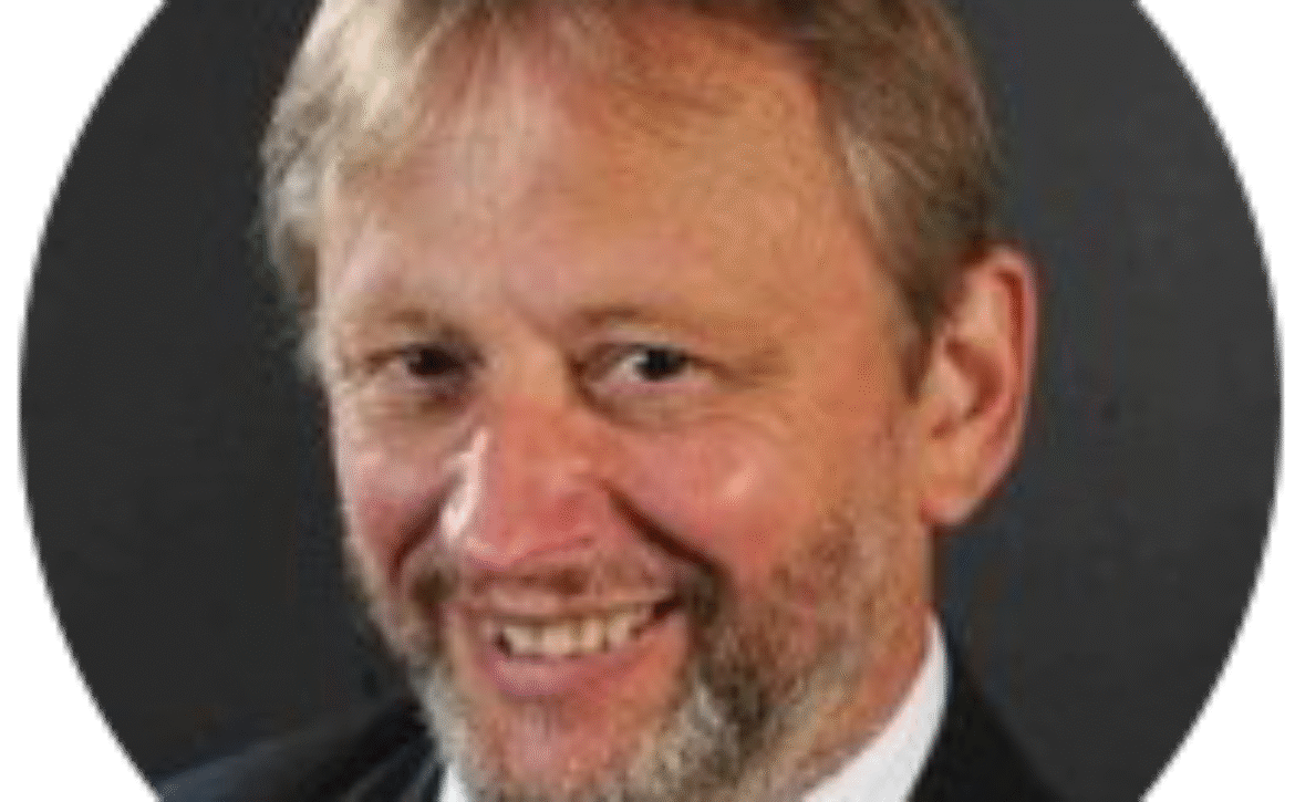 Headshot-Peter-Haggert